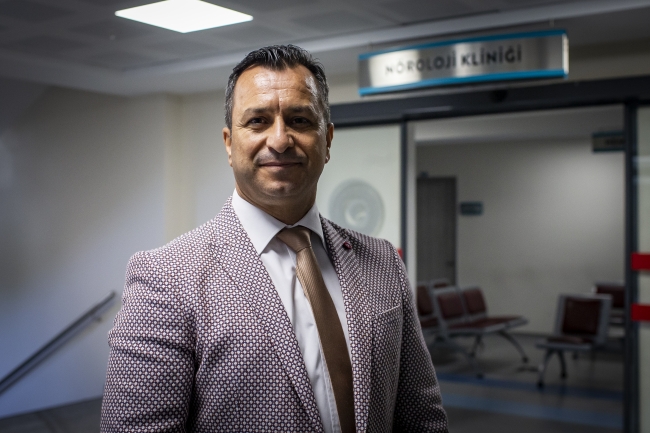 Sağlık Bilimleri Üniversitesi Gülhane Eğitim ve Araştırma Hastanesi Nöroloji Kliniği İdari ve Eğitim Sorumlusu Prof. Dr. Ömer Karadaş